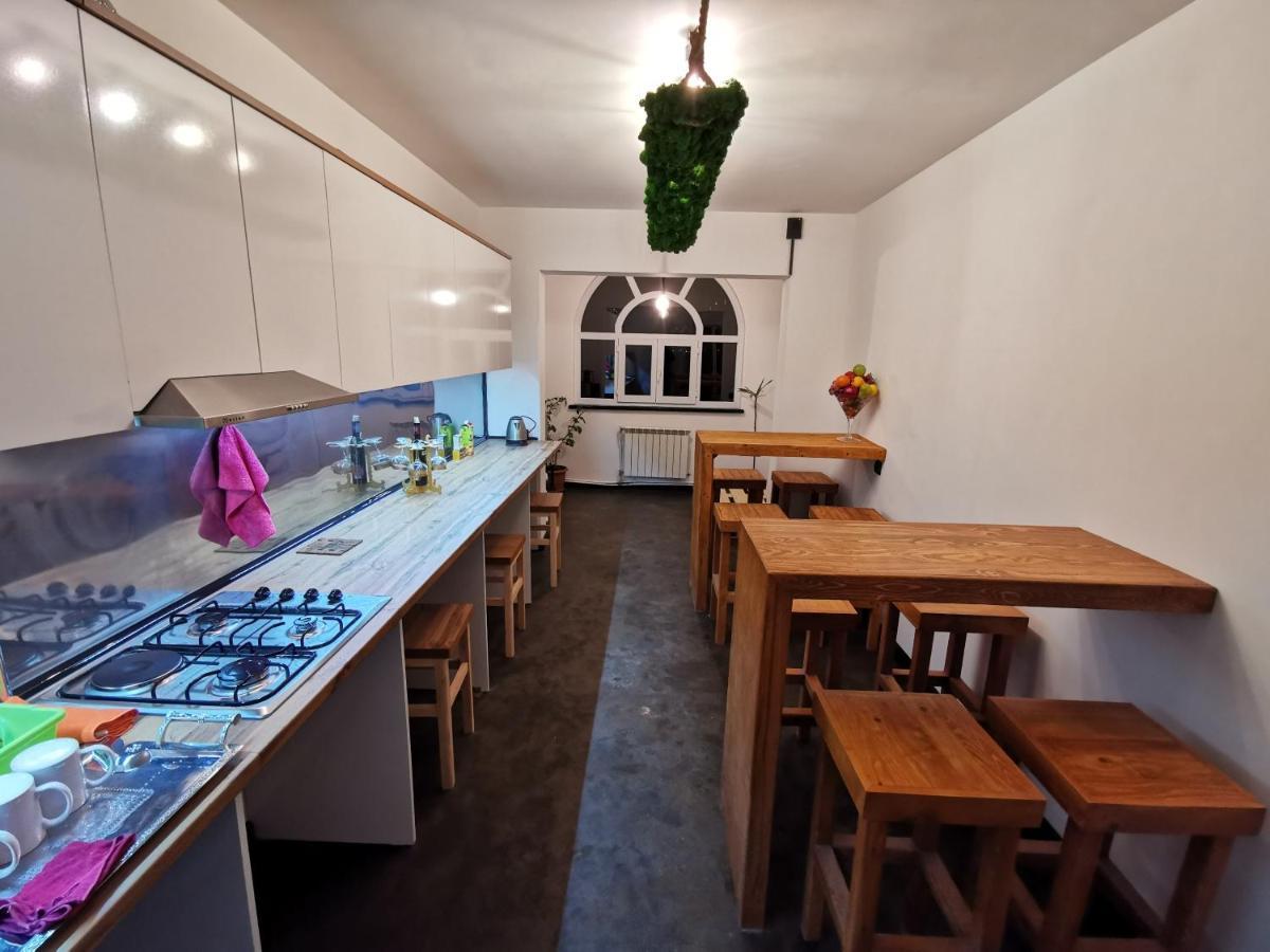 4 Friends Hostel Jerevan Eksteriør bilde