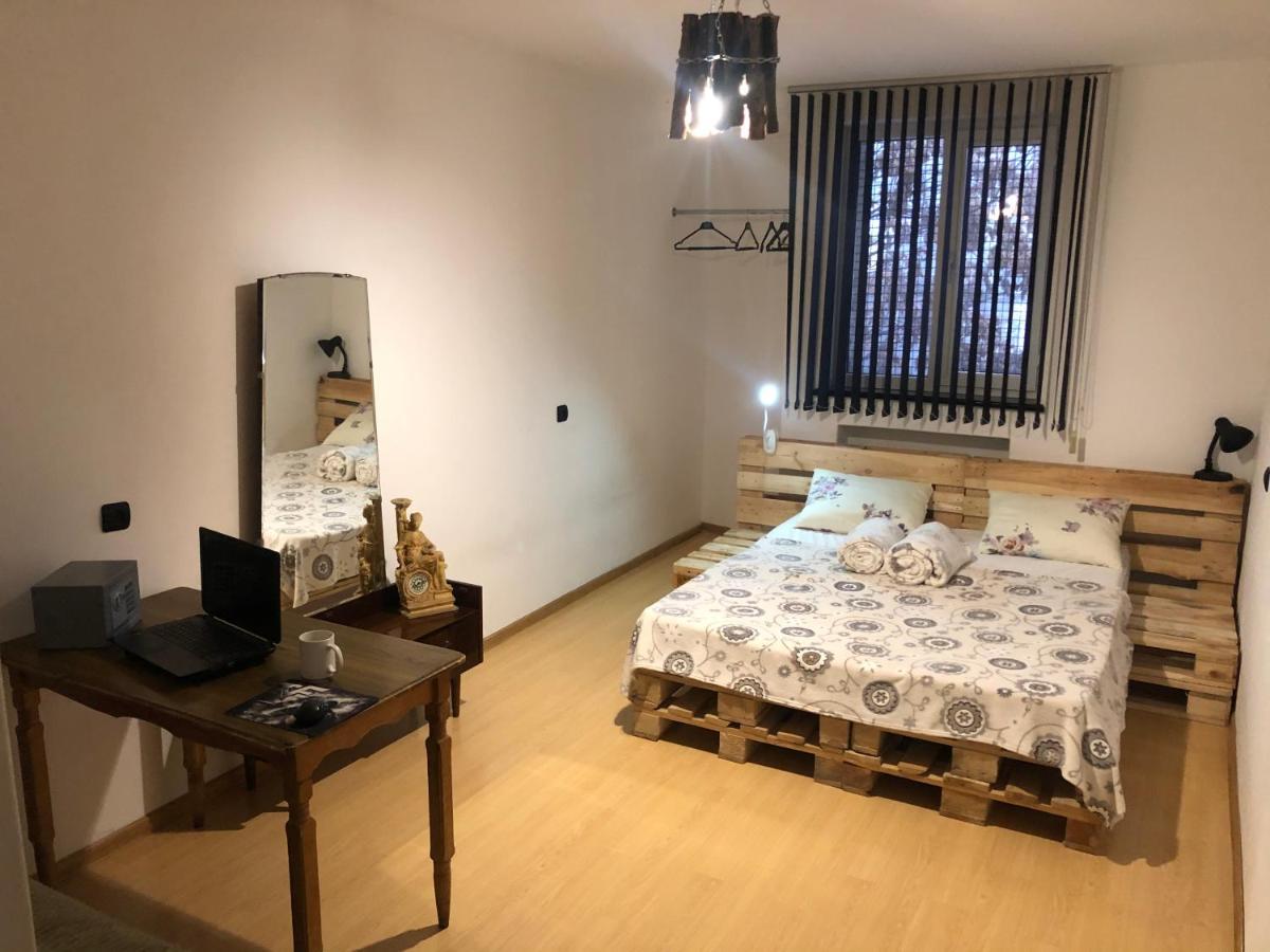 4 Friends Hostel Jerevan Eksteriør bilde