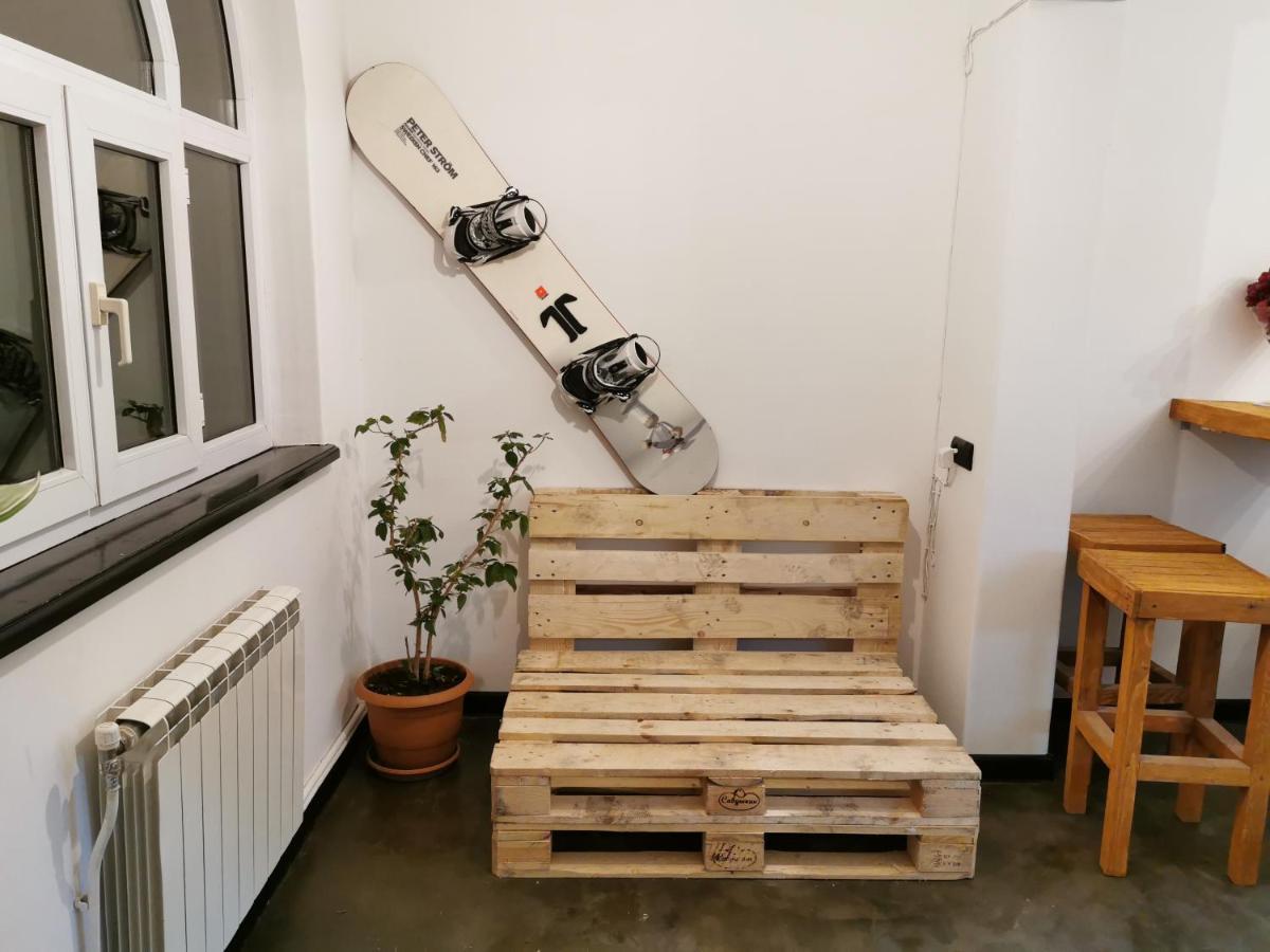 4 Friends Hostel Jerevan Eksteriør bilde