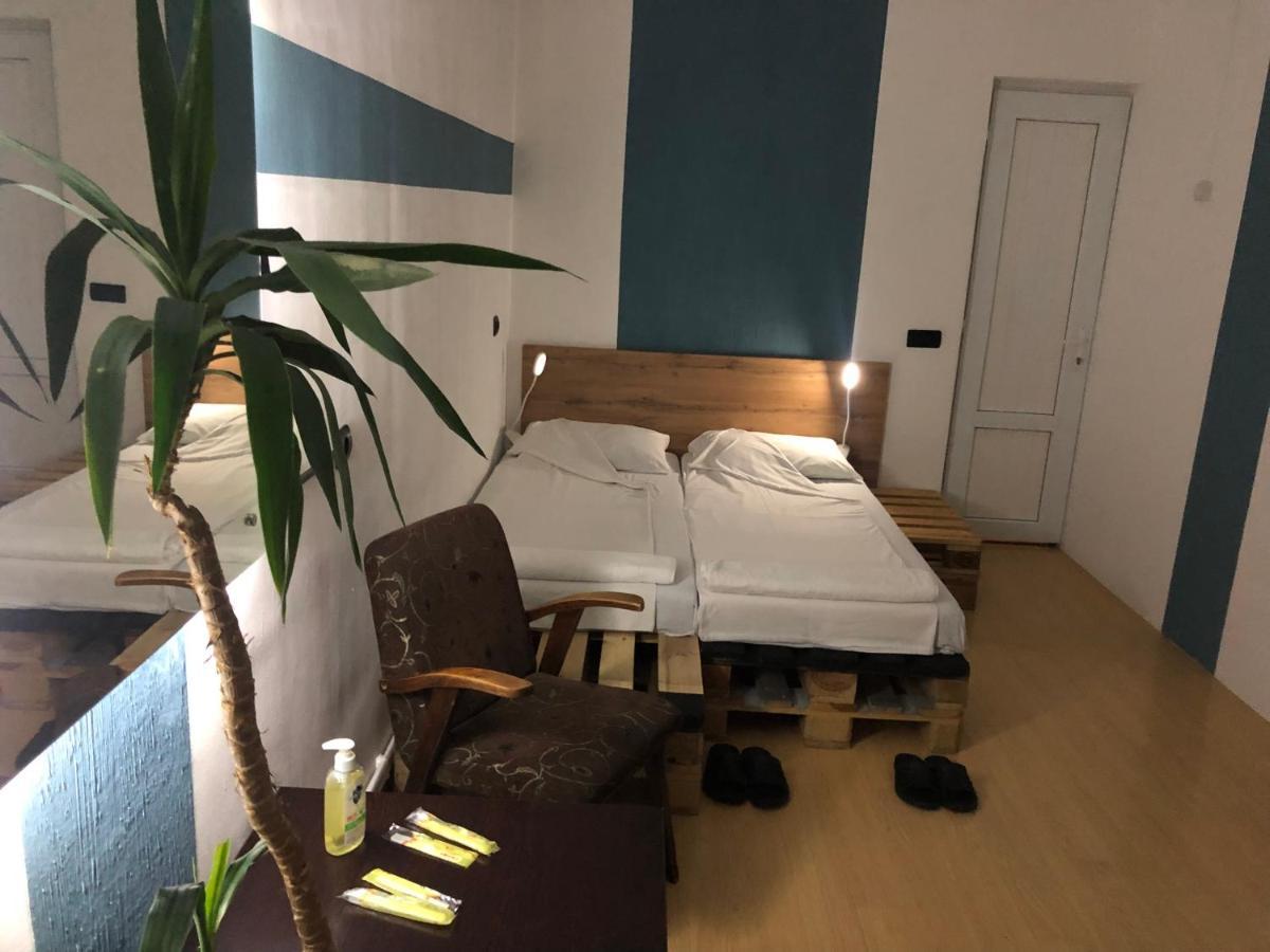 4 Friends Hostel Jerevan Eksteriør bilde